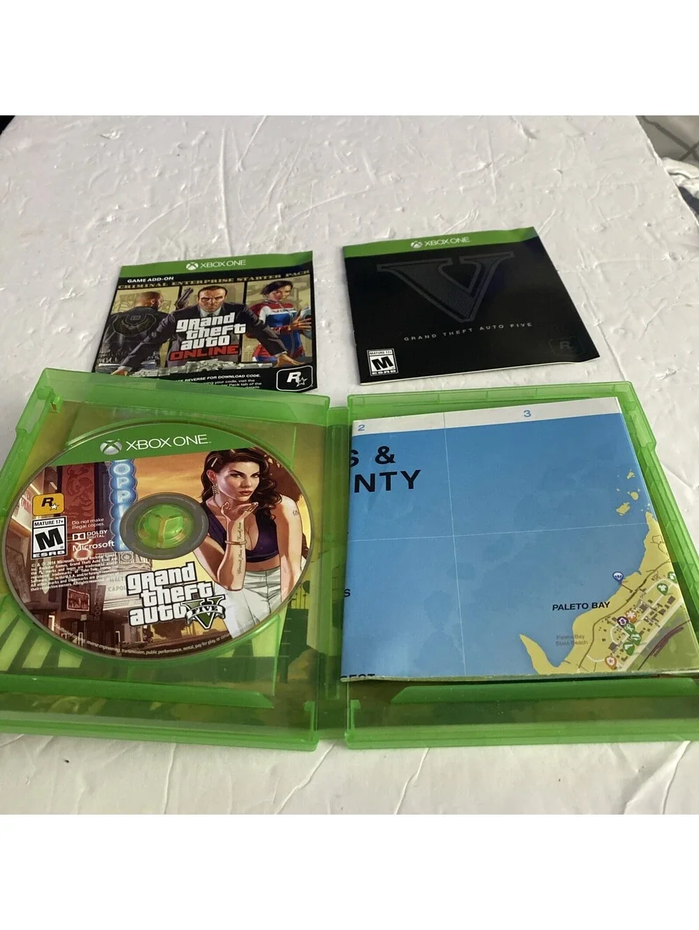 Grand Theft Auto V (Xbox One) Video Game Premium Edition Book,manual Clean Disk
